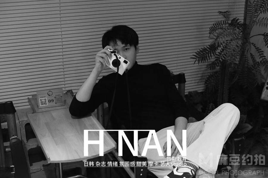 黑白模特