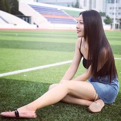 宝丽来模特
