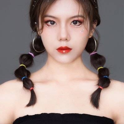 暗黑模特