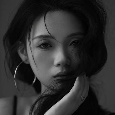 黑白模特