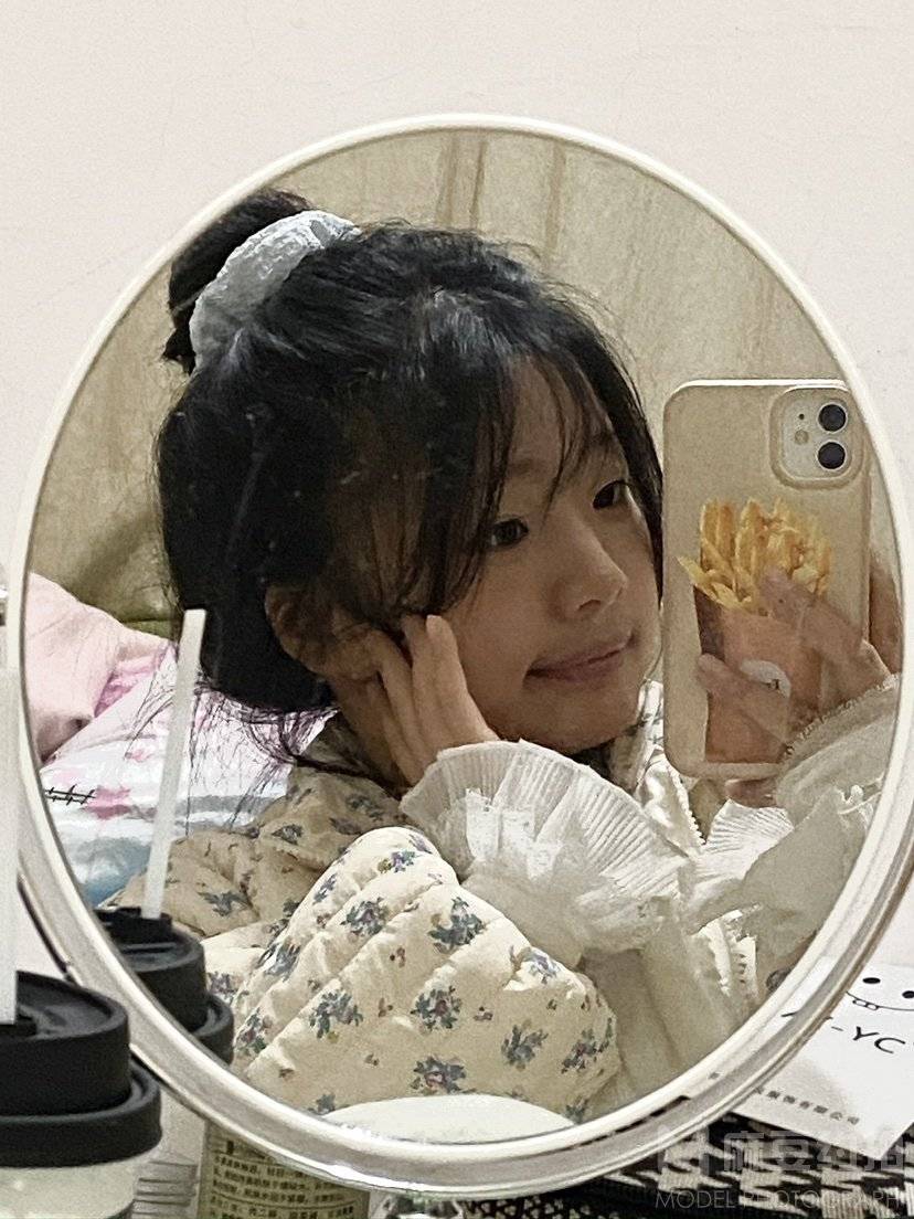 胶片模特