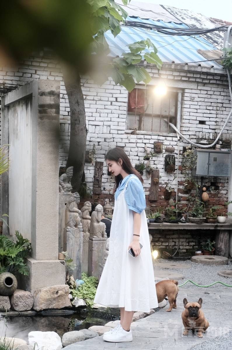校园模特