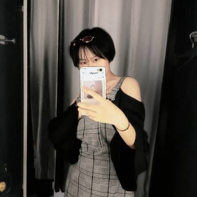 黑白模特