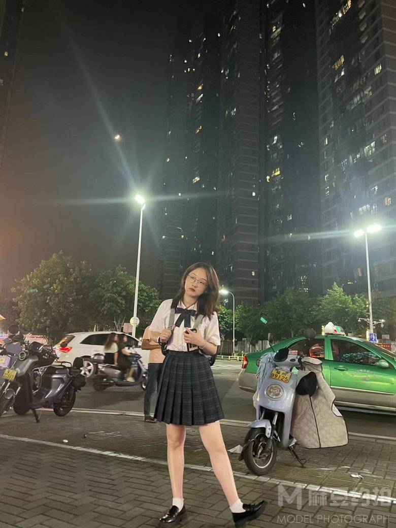 胶片模特