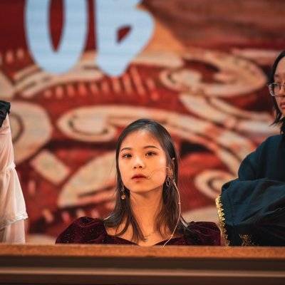 校园模特