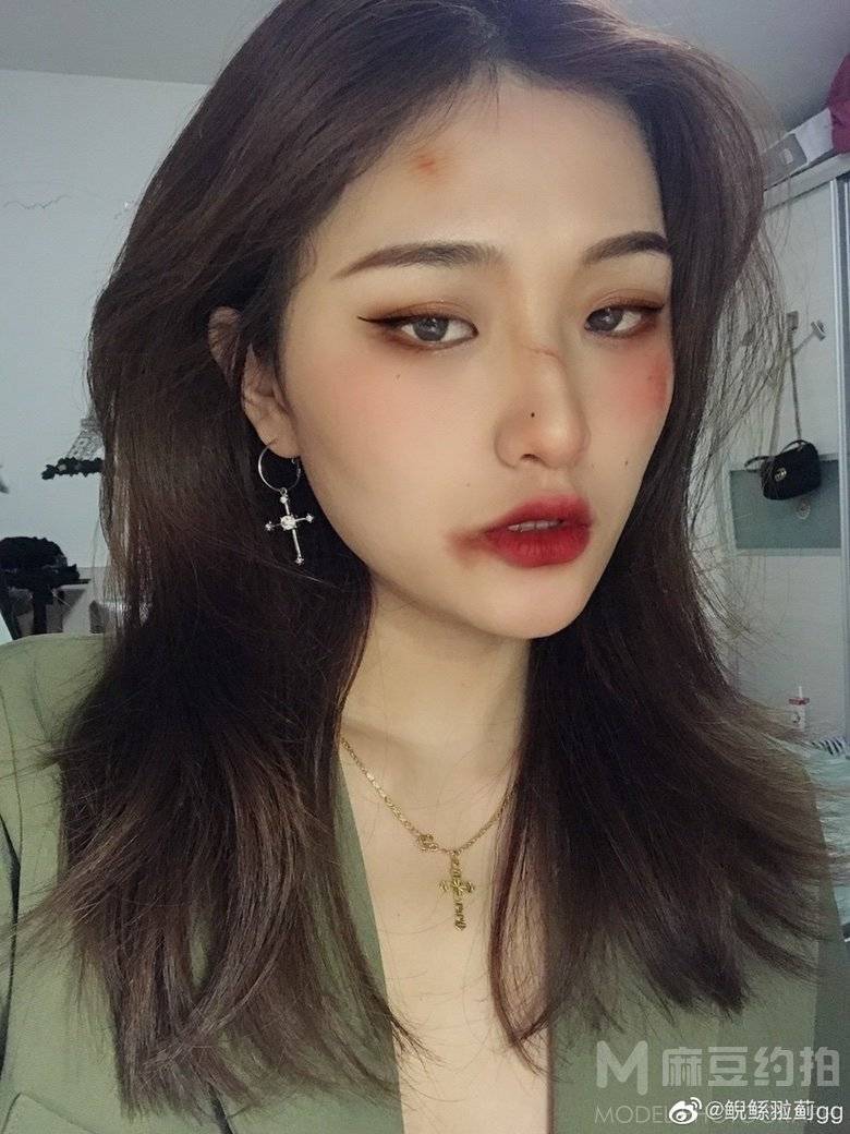 妆容模特