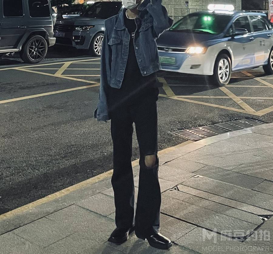 黑白模特