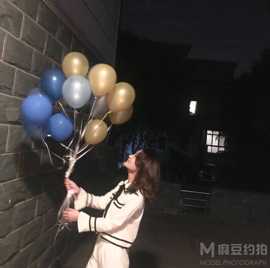 夜景模特