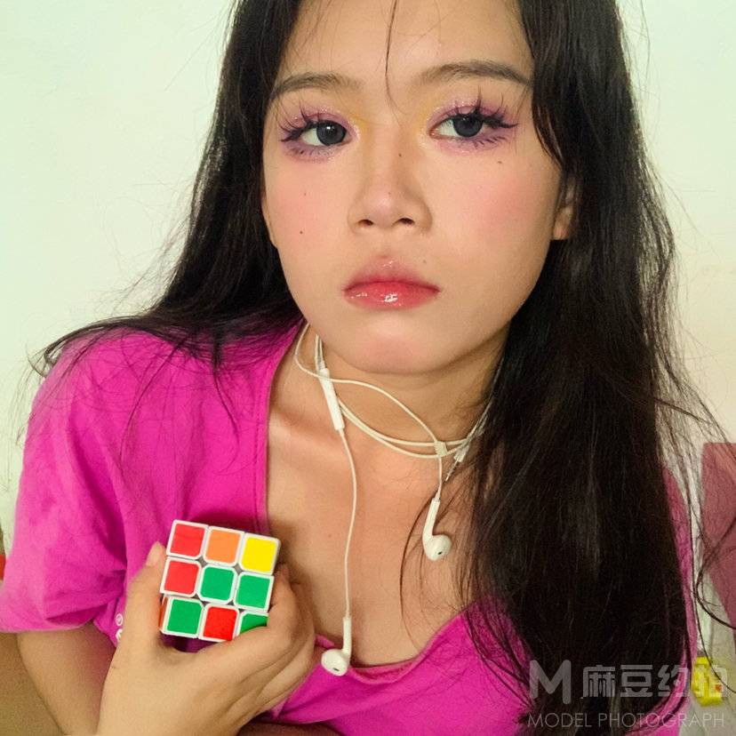 妆容模特