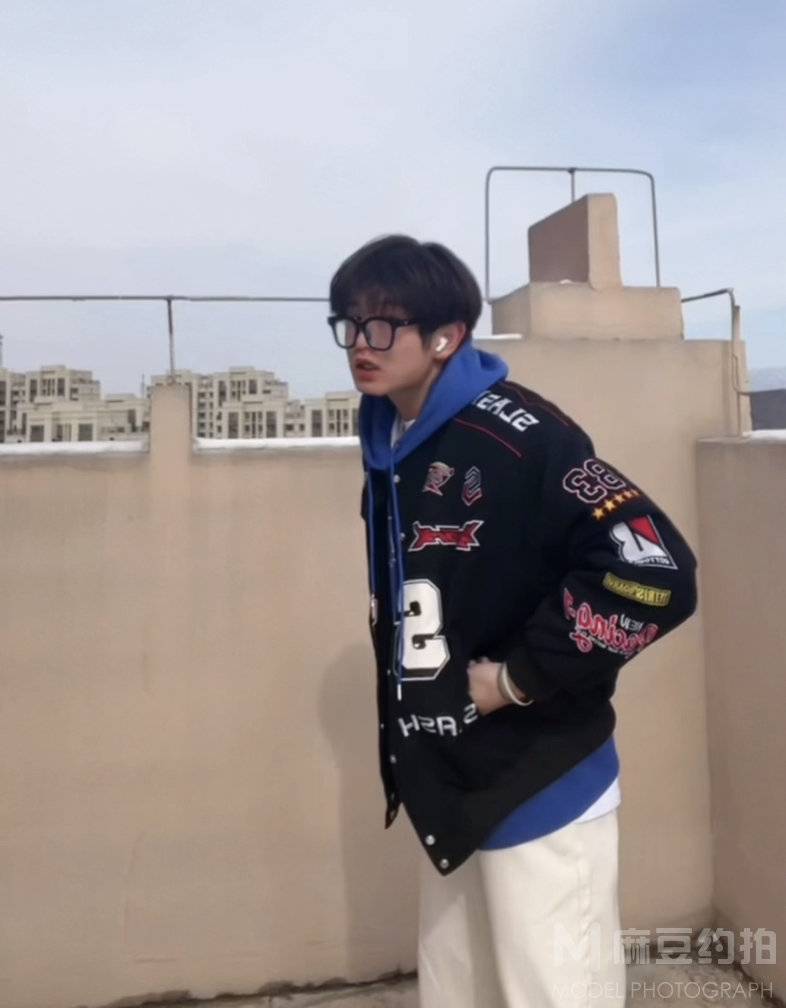 胶片模特