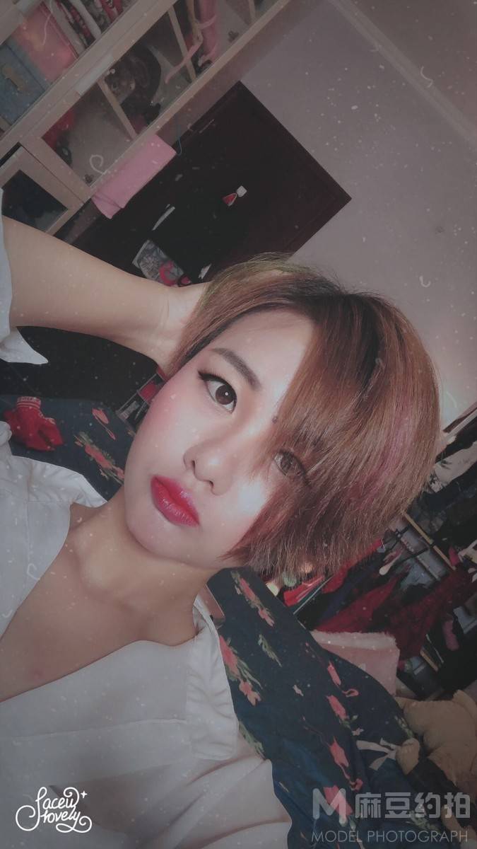 暗黑模特