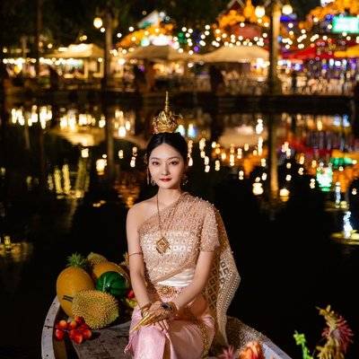 夜景模特