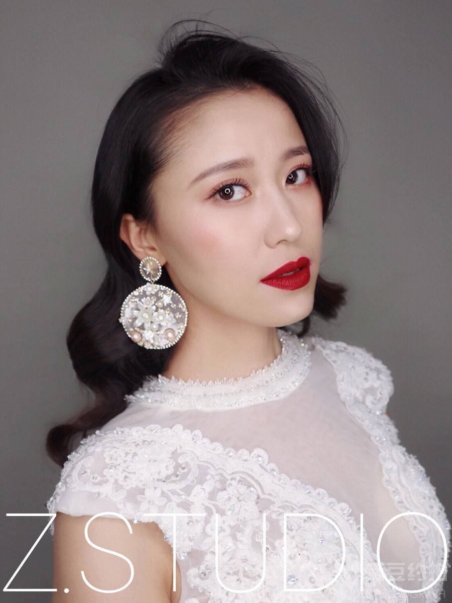 妆容模特