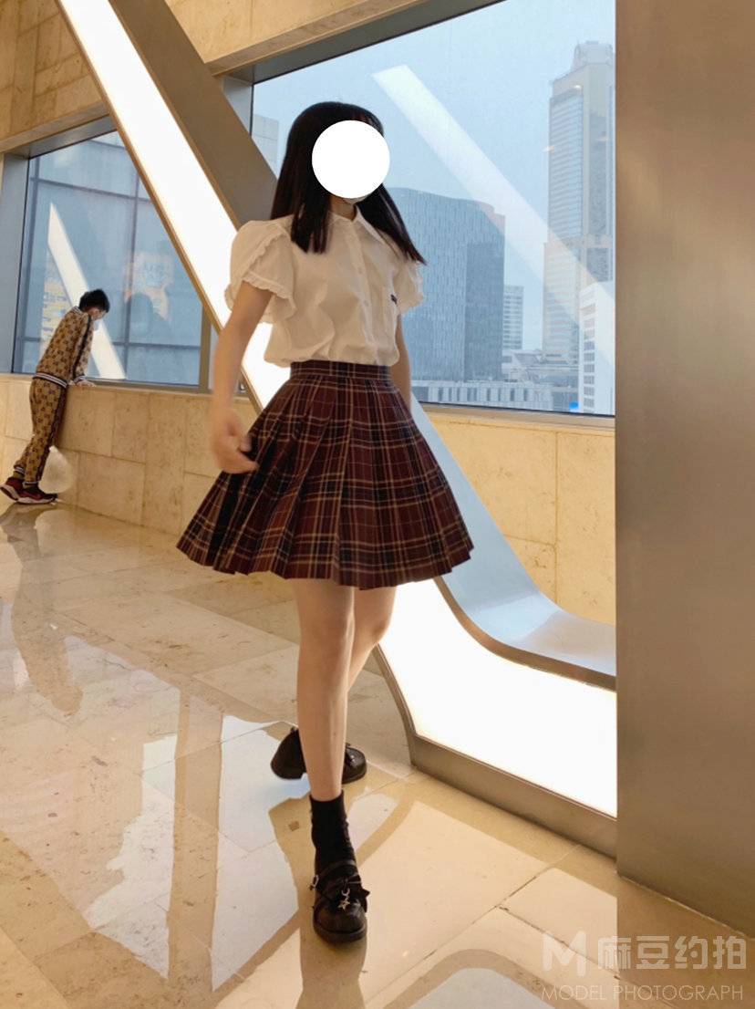 校园模特