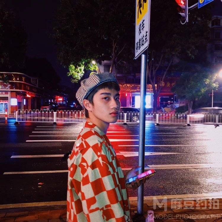 夜景模特