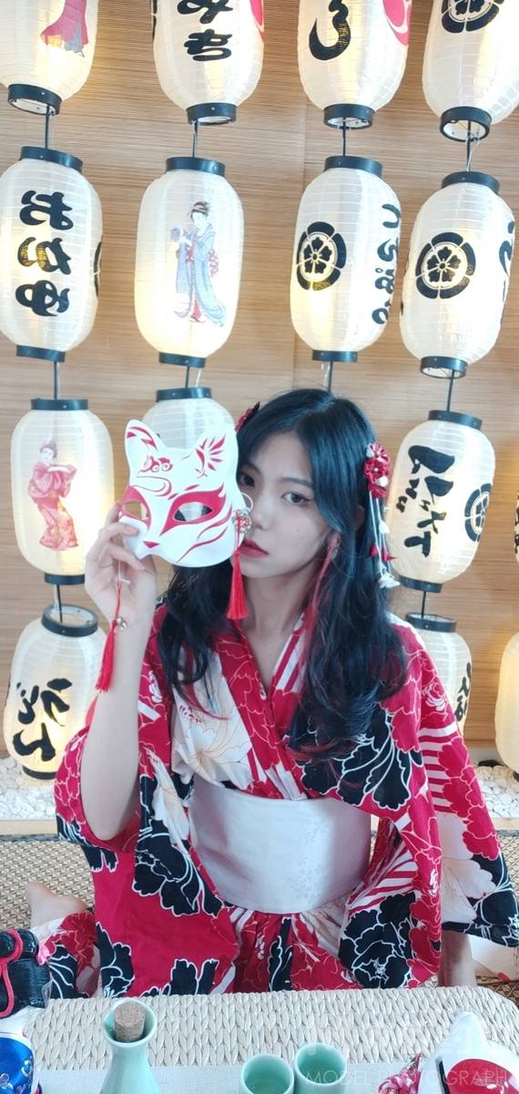 妆容模特