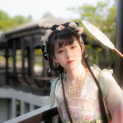 汉服模特