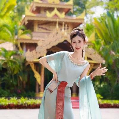 清新模特