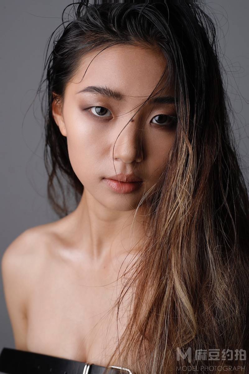 胶片模特