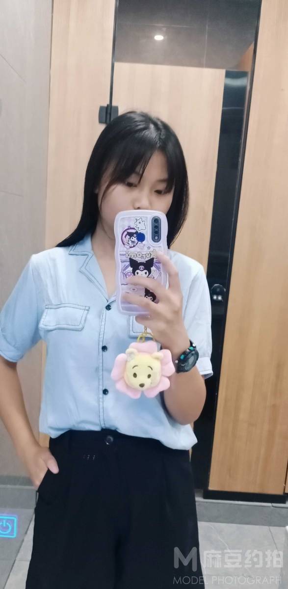 清新模特
