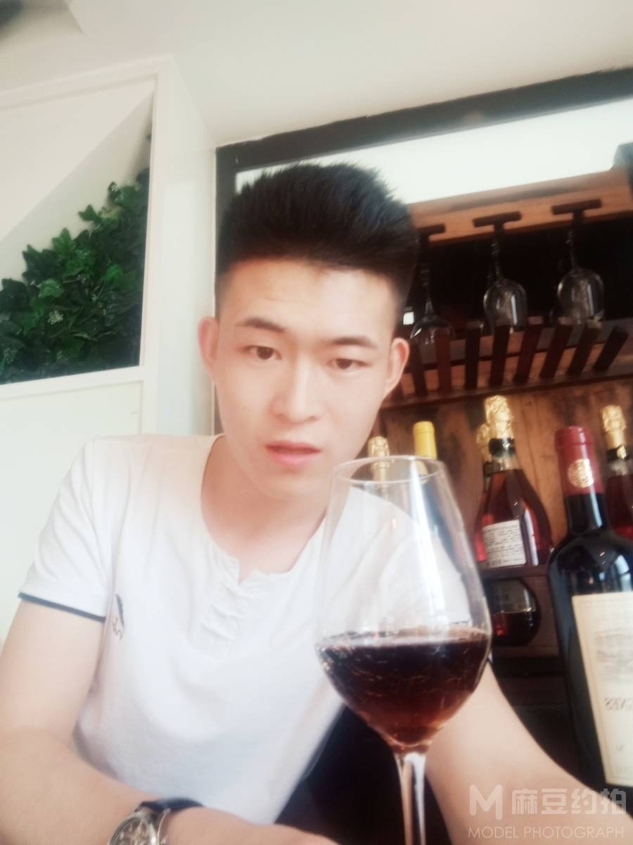 情侣模特