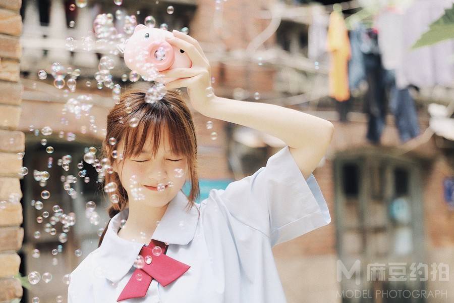 校园模特