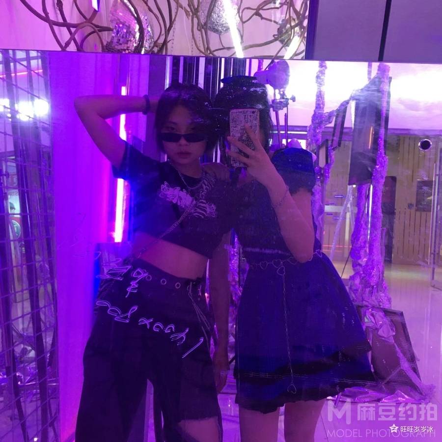 暗黑模特