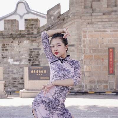 民国模特