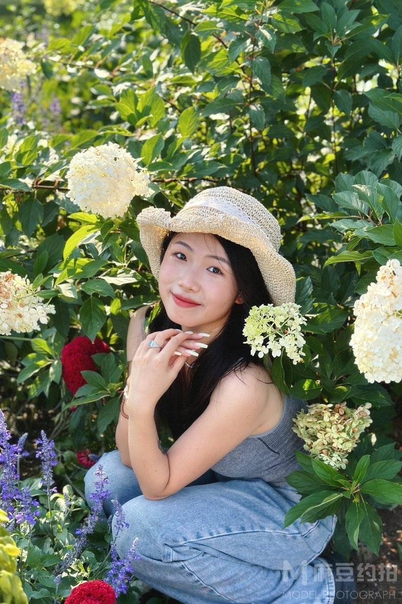 清新模特