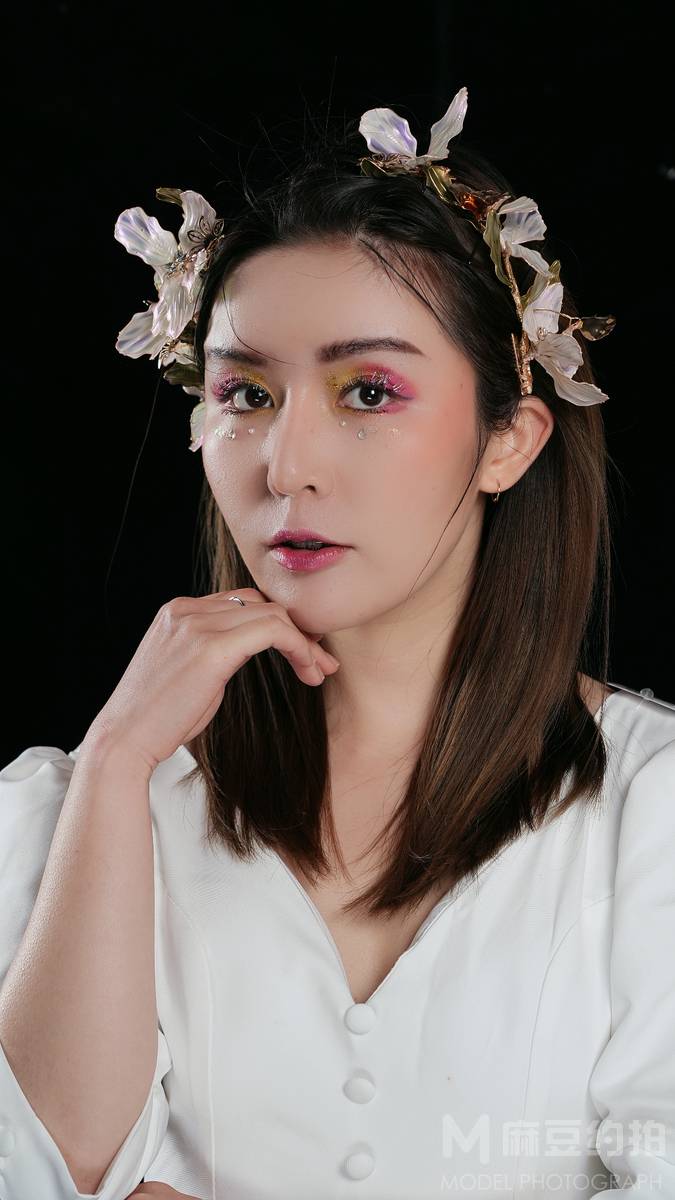 妆容模特