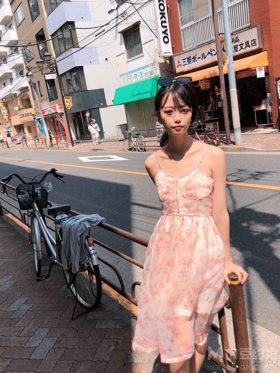 民国模特