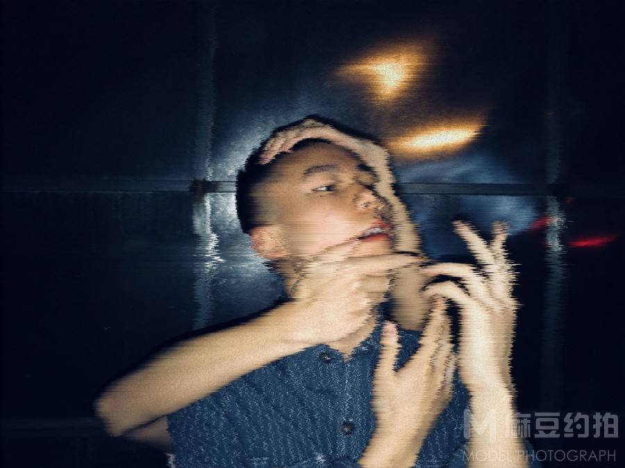 暗黑模特