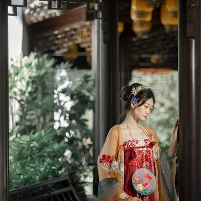 汉服模特