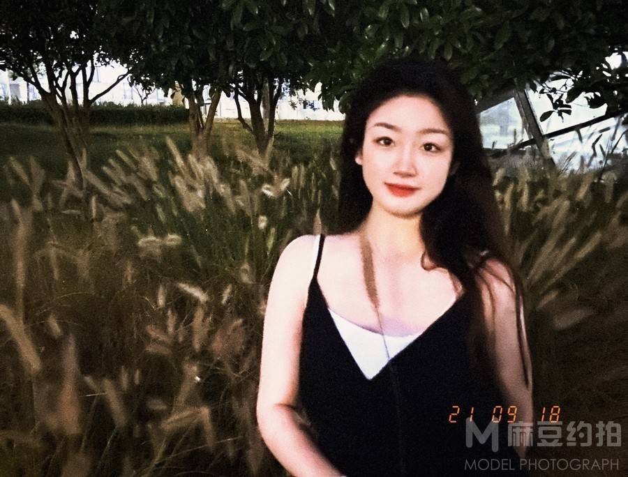胶片模特