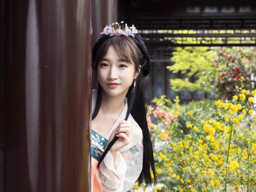 汉服模特
