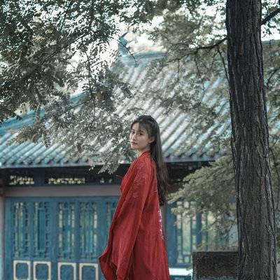 汉服模特
