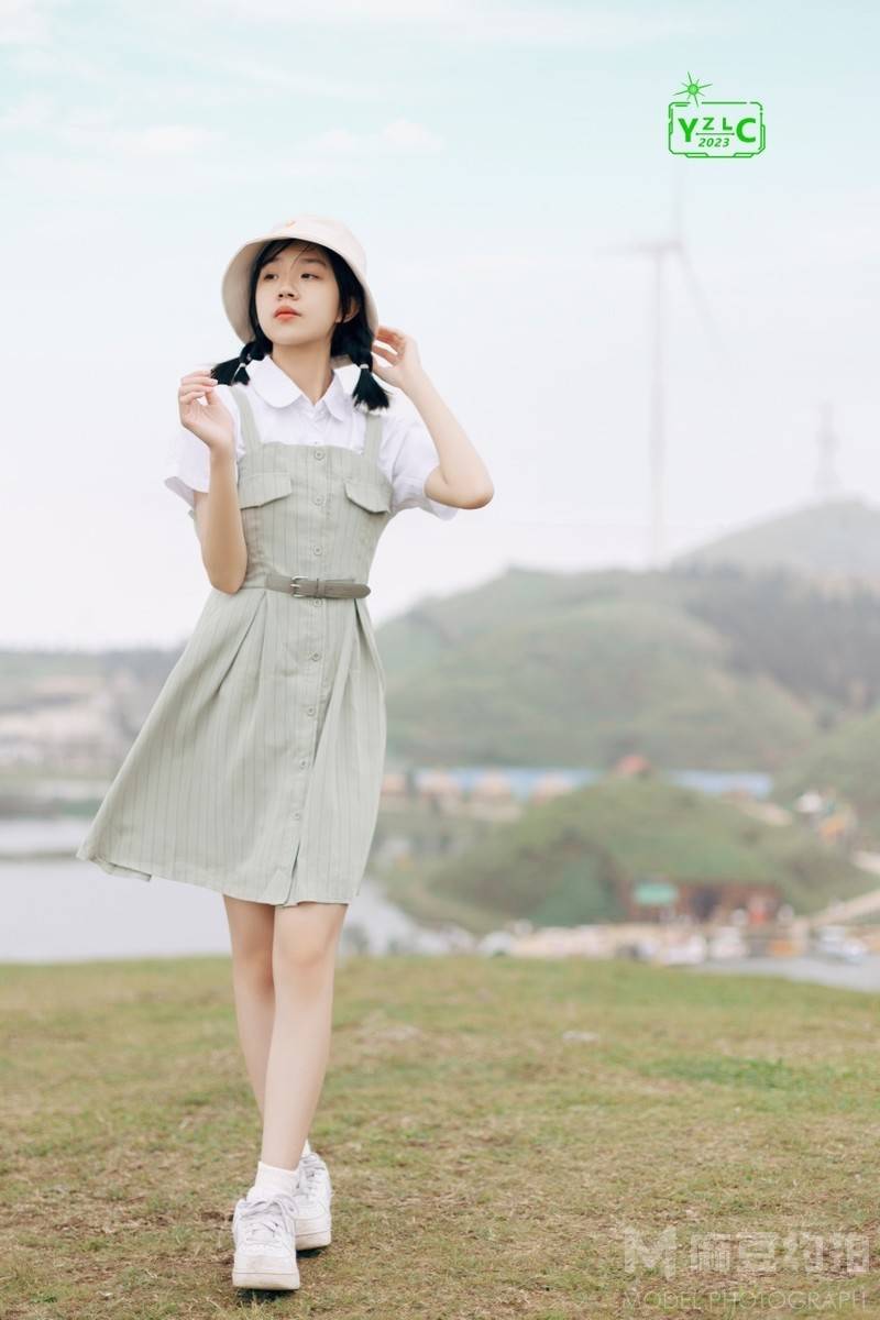 清新模特