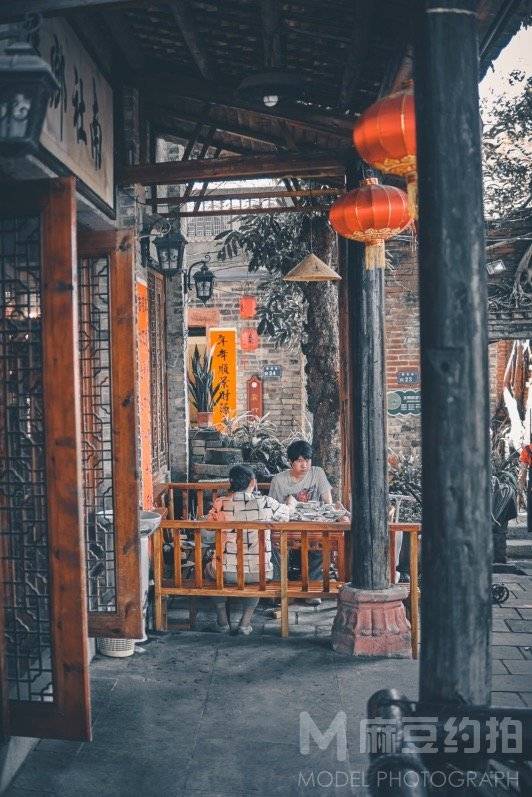 汉服模特