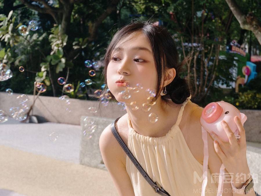 清新模特