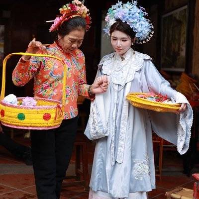 汉服模特