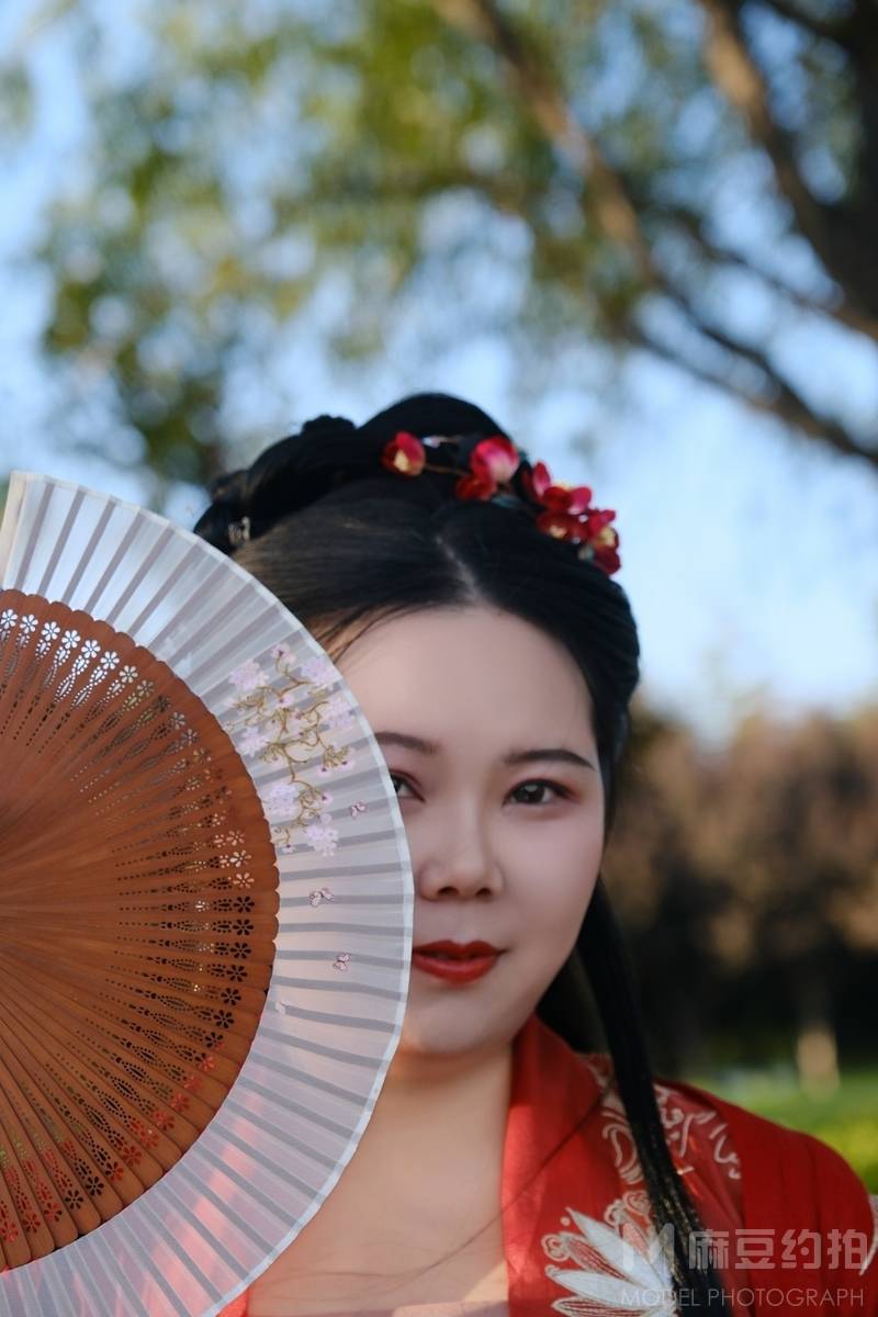 汉服模特
