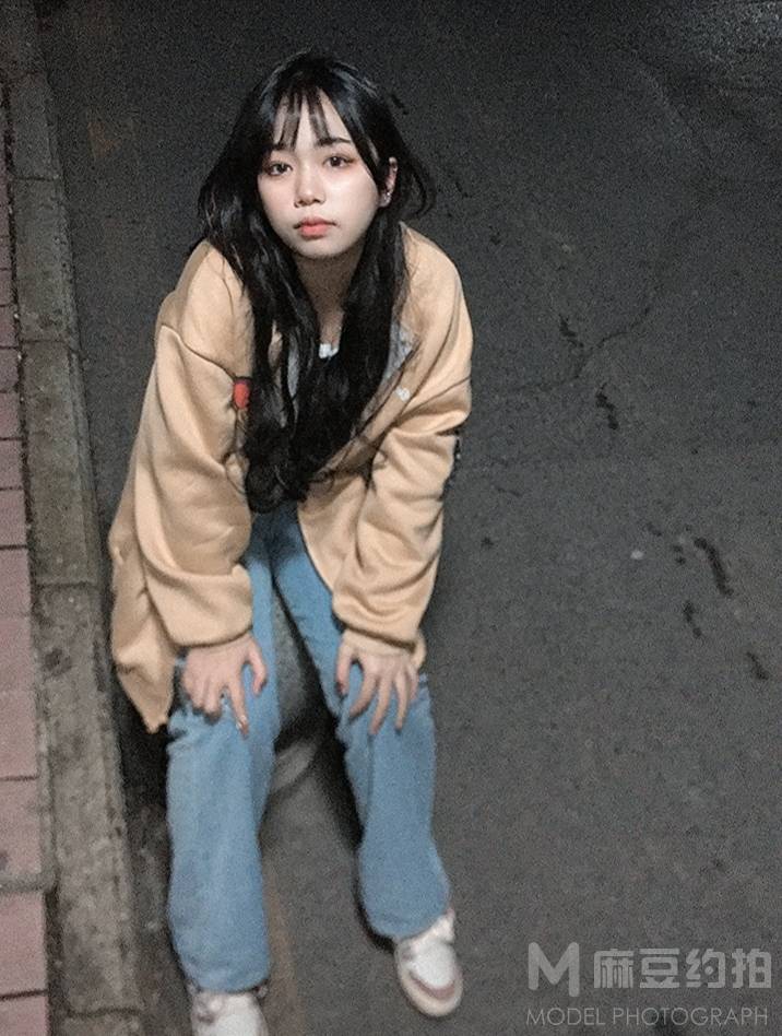 夜景模特