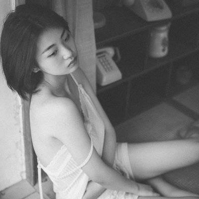 黑白模特