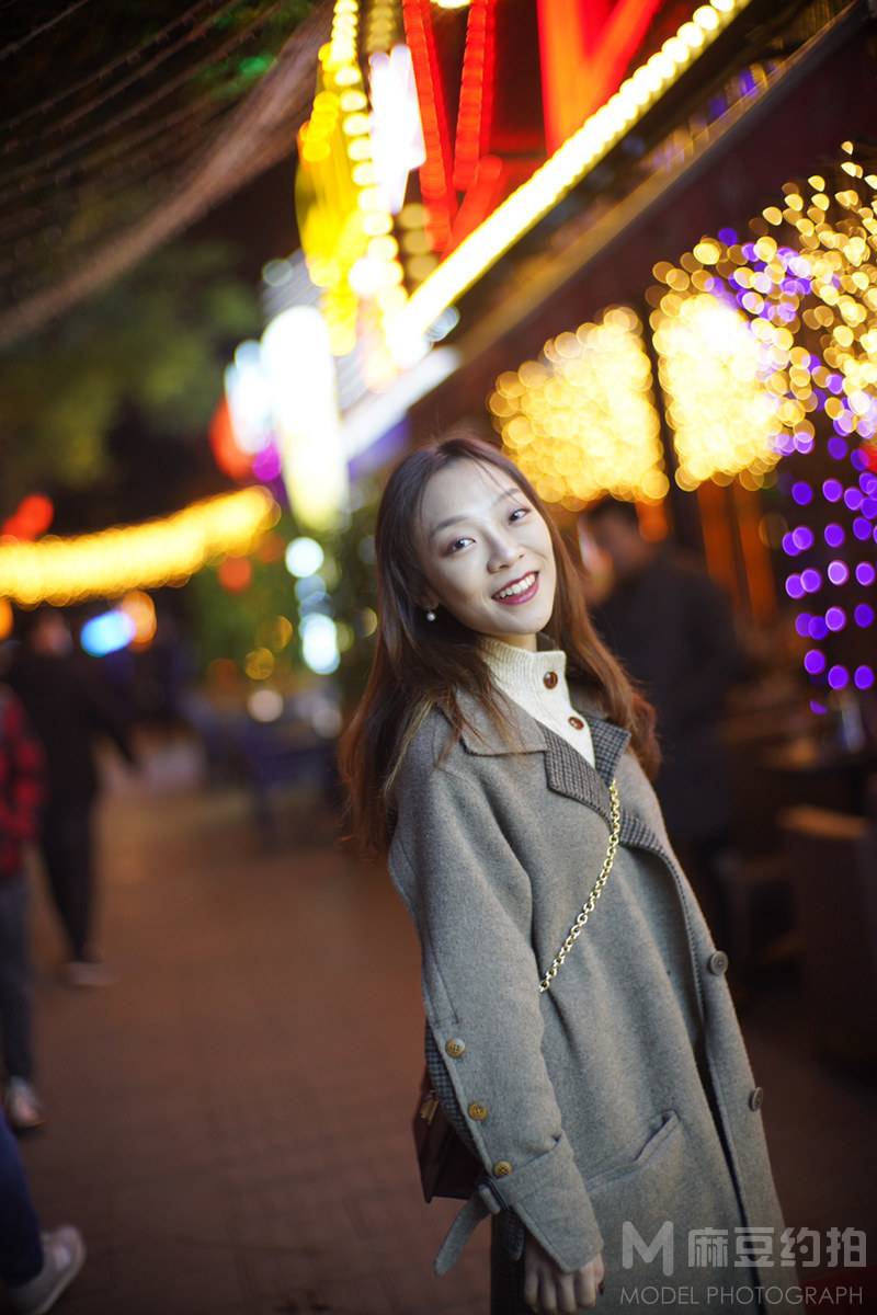 夜景模特
