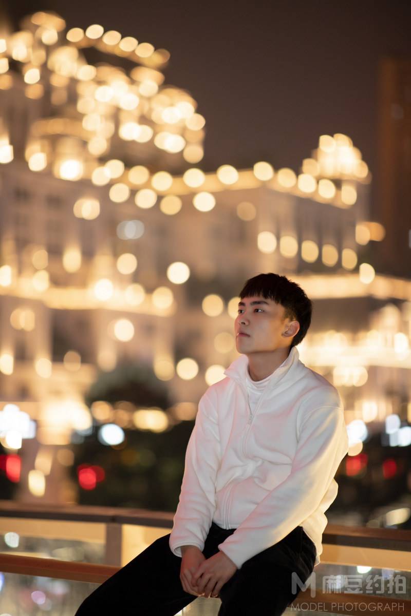 夜景模特