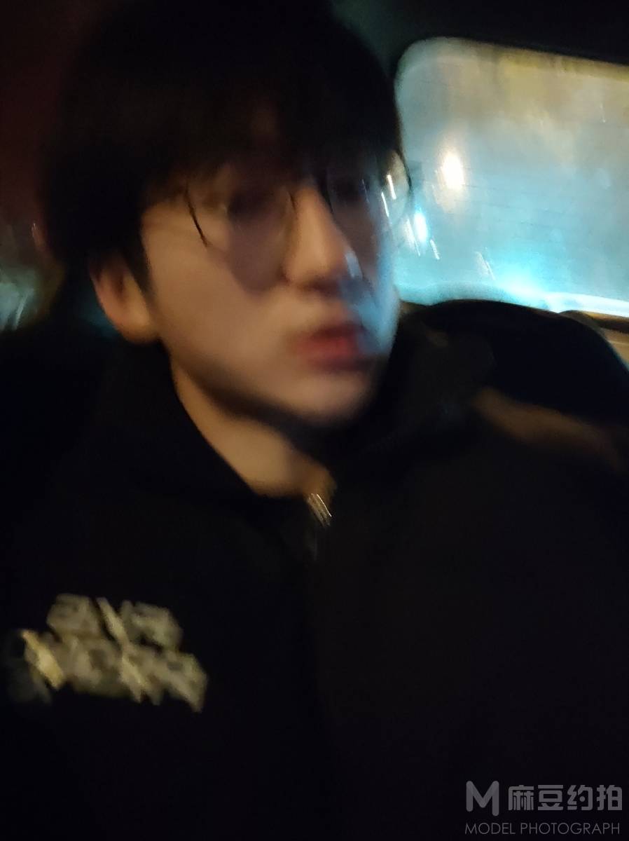 胶片模特