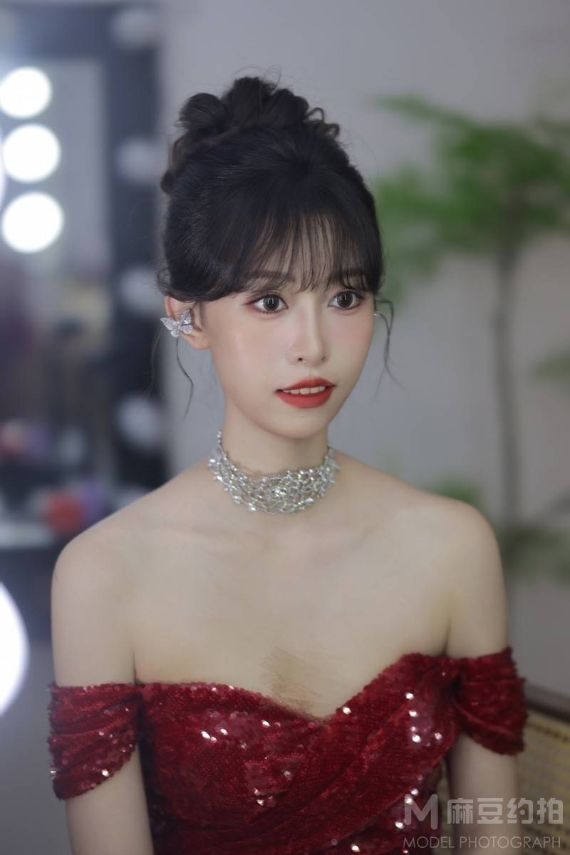妆容模特