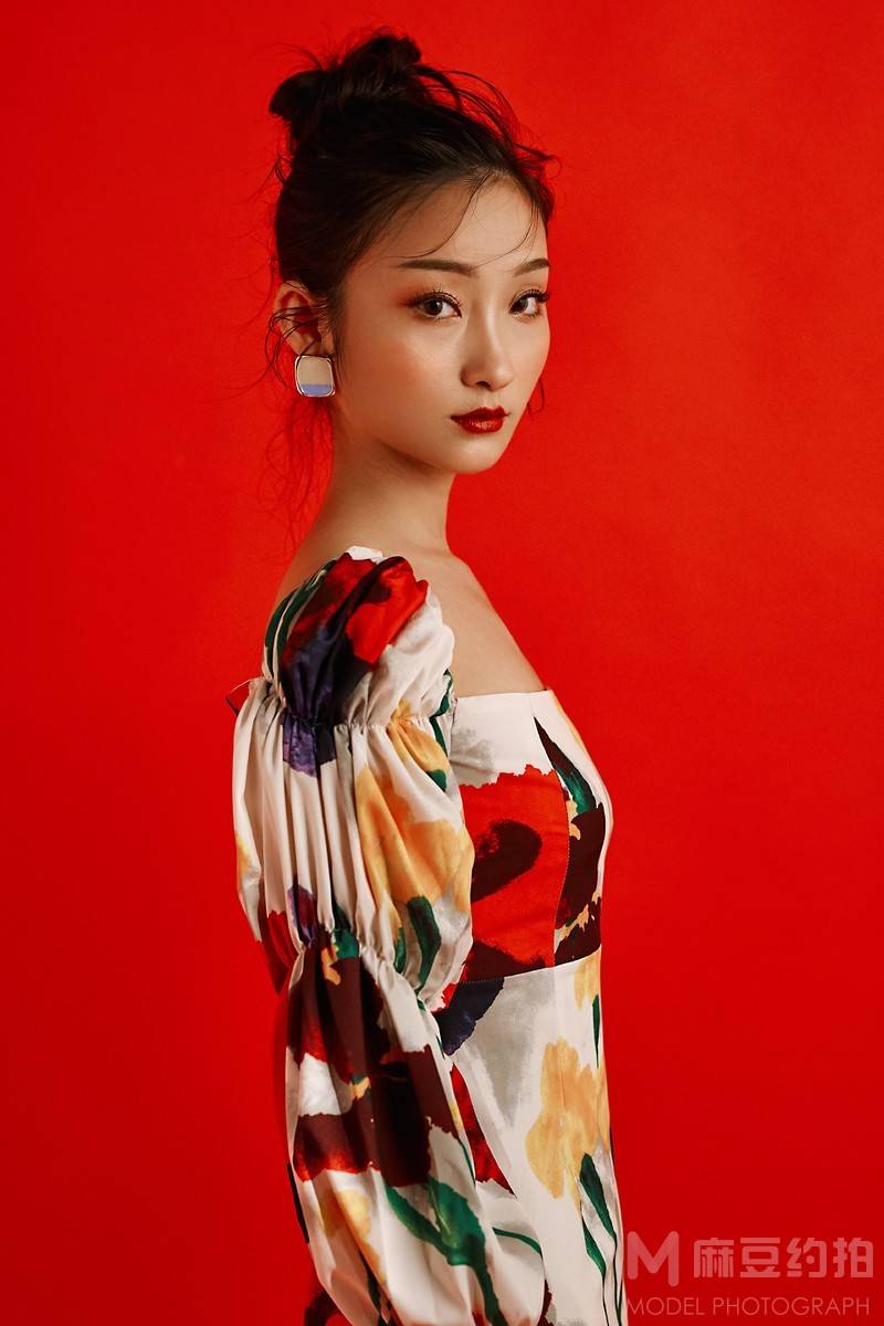 妆容模特