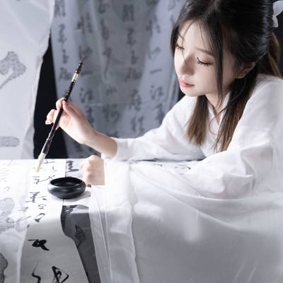 汉服模特