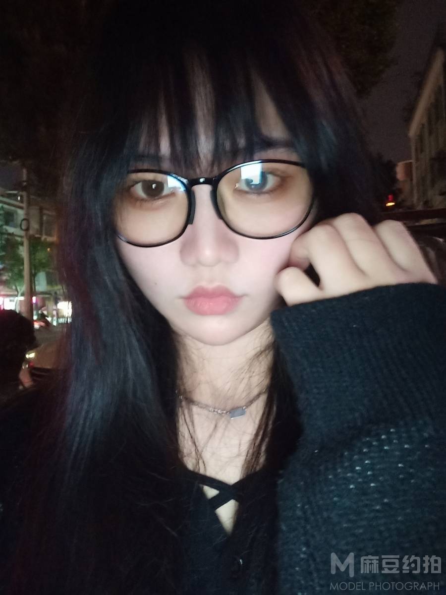 纪实模特